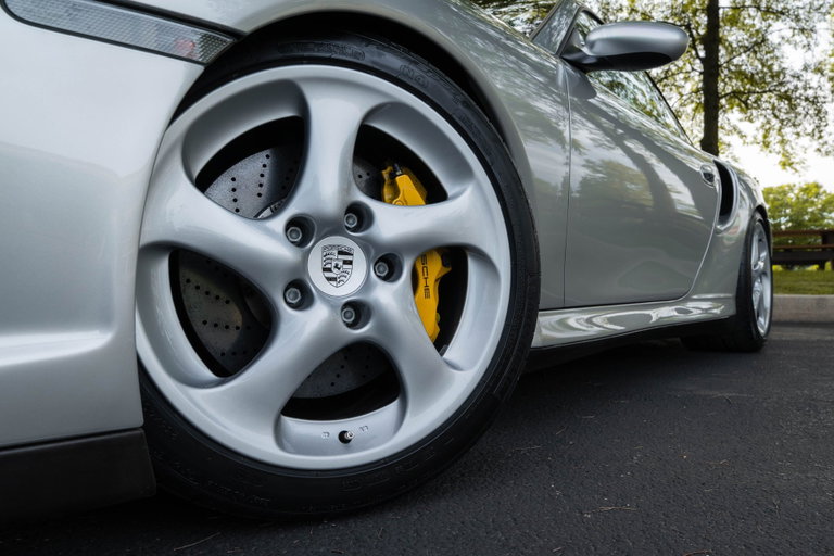 Porsche 996 GT2