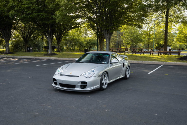 Porsche 996 GT2