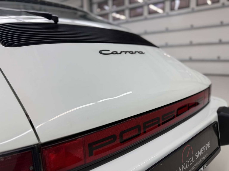 Porsche 911 Carrera 3.2