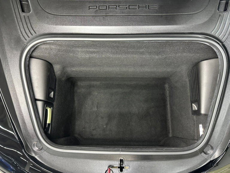 Porsche 991 Carrera GTS