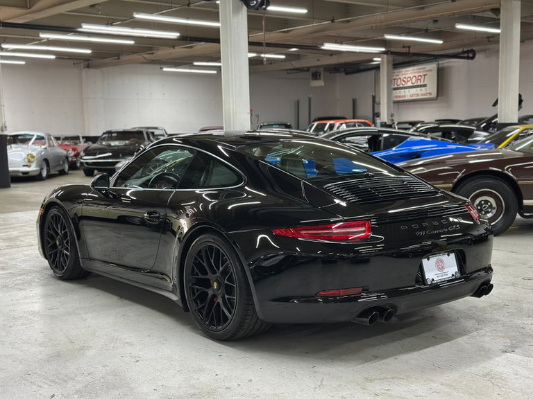 Porsche 991 Carrera GTS
