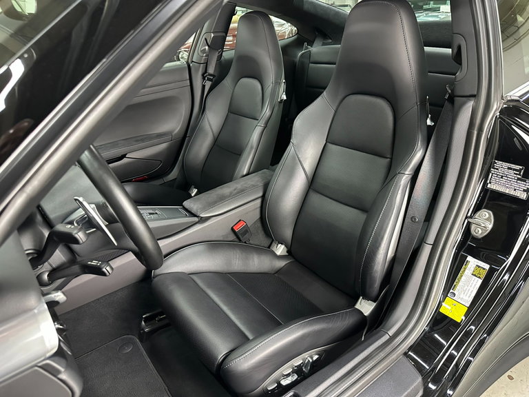 Porsche 991 Carrera GTS