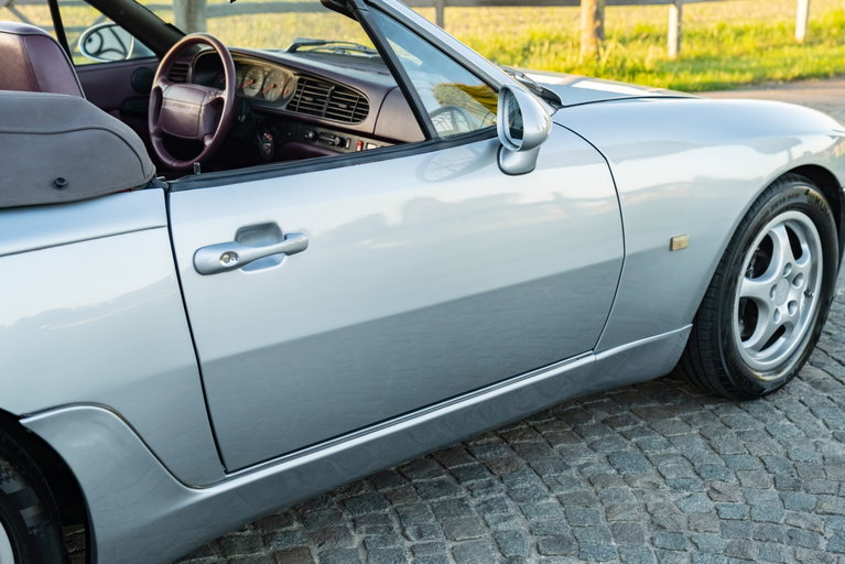 Porsche 968