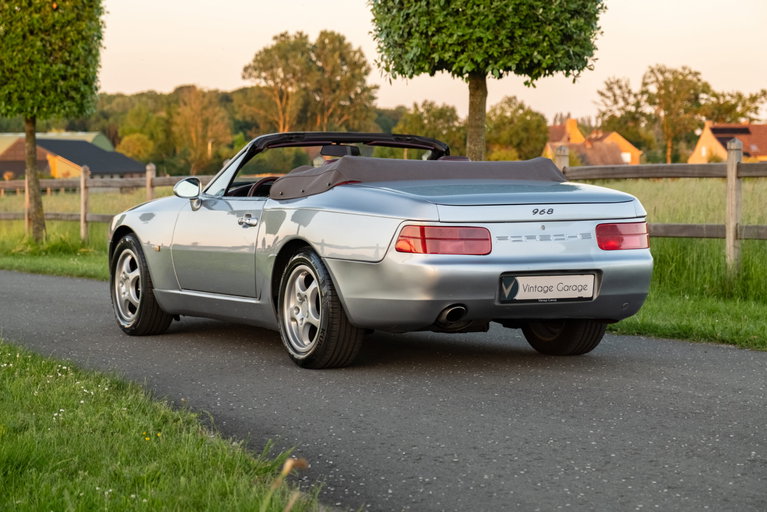 Porsche 968