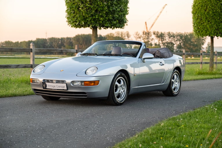 Porsche 968