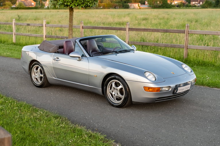 Porsche 968