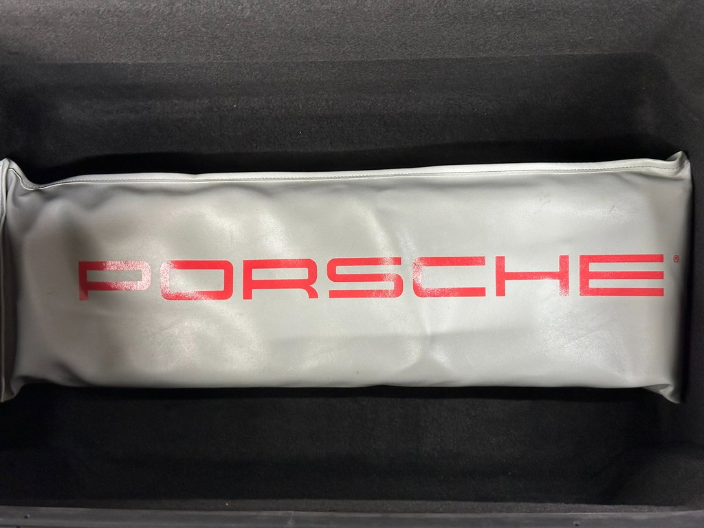 Porsche 991 Carrera GTS