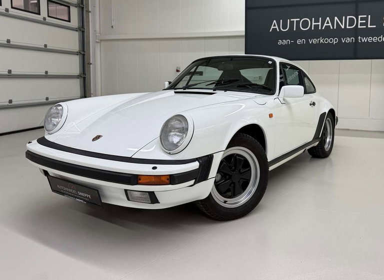 Porsche 911 Carrera 3.2
