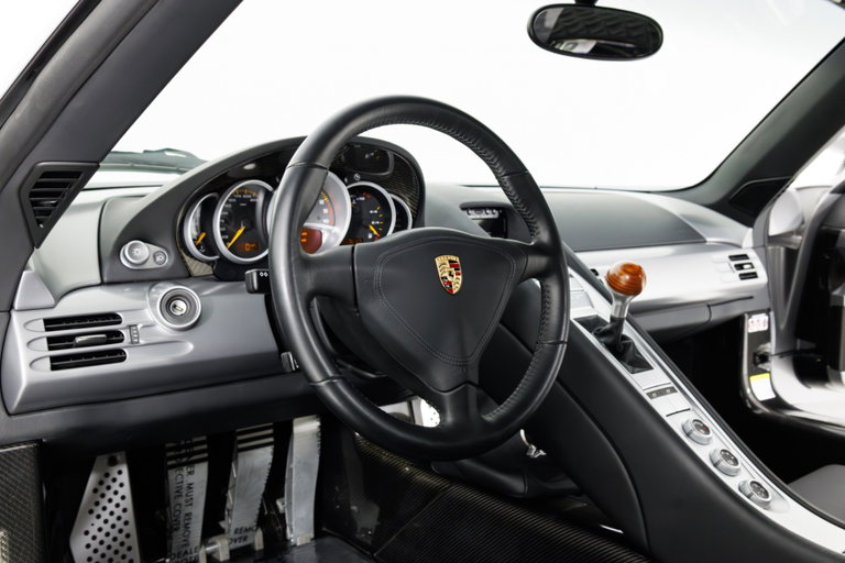 Porsche Carrera GT