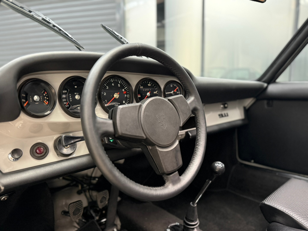Porsche 911 T (US)