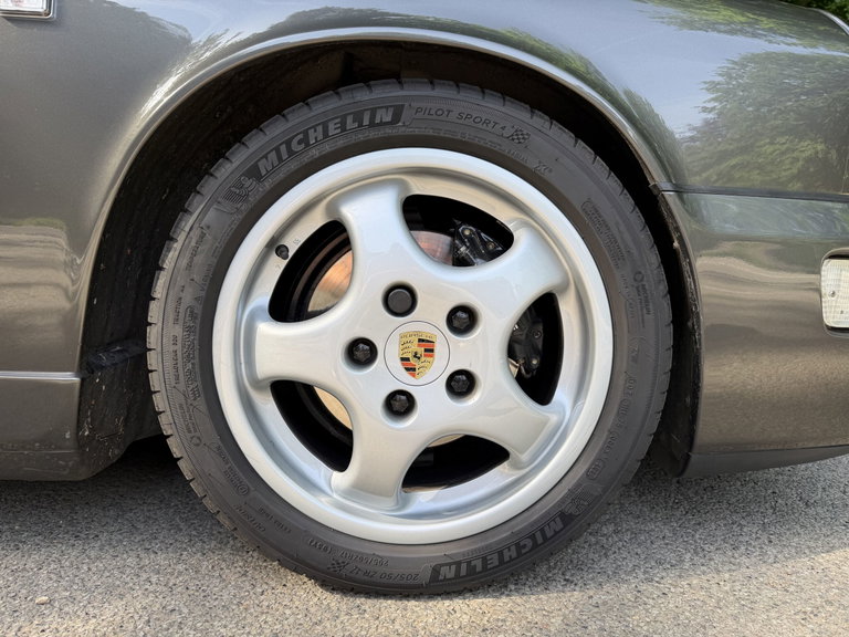 Porsche 964 Carrera 2
