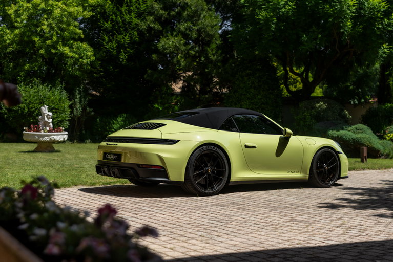 Porsche 992.2 Carrera GTS