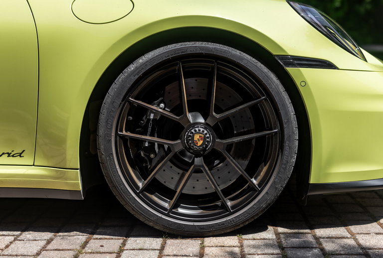 Porsche 992.2 Carrera GTS