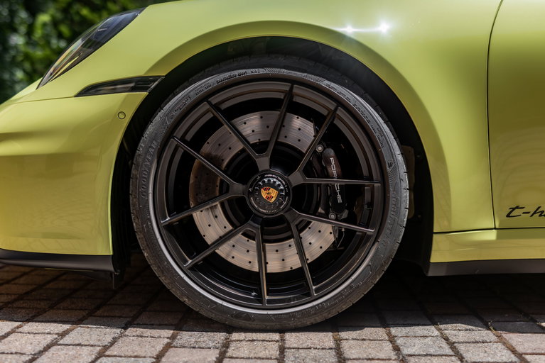 Porsche 992.2 Carrera GTS