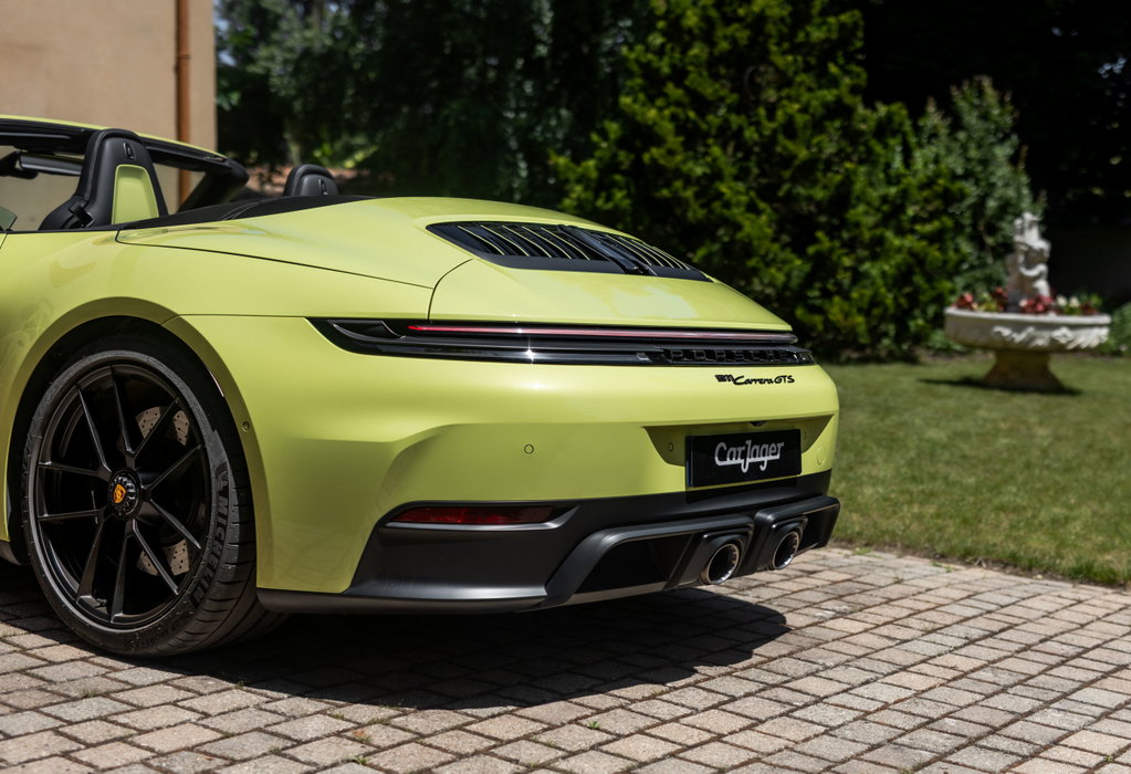 Porsche 992.2 Carrera GTS