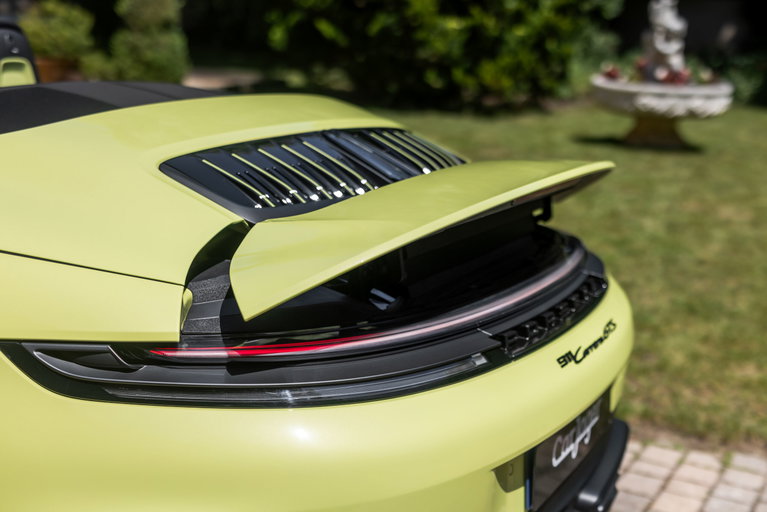 Porsche 992.2 Carrera GTS