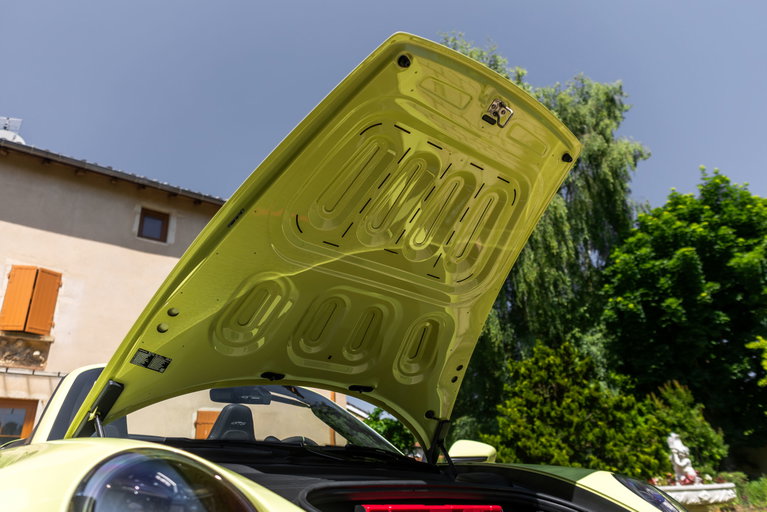 Porsche 992.2 Carrera GTS