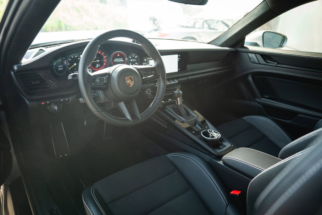 Porsche 992 GT3 Touring