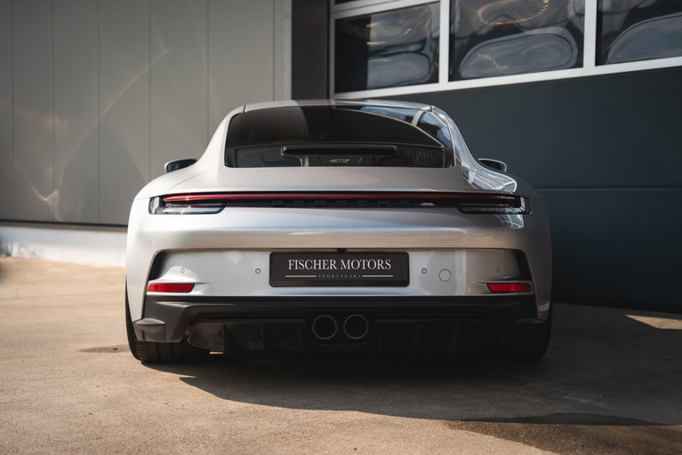 Porsche 992 GT3 Touring