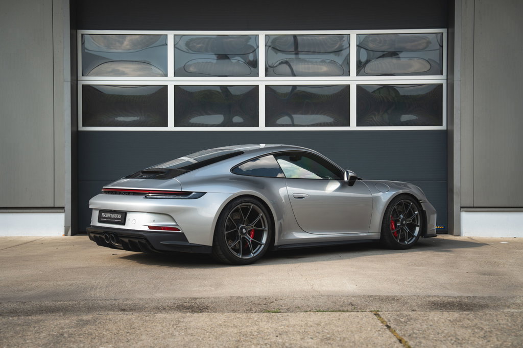 Porsche 992 GT3 Touring