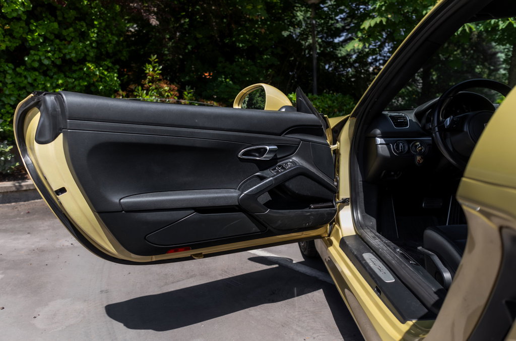 Porsche 981 Cayman