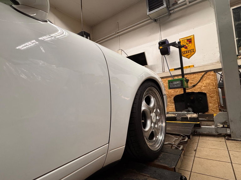 Porsche 993 Carrera