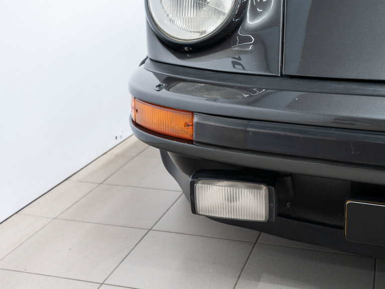 Porsche 911 Turbo 3.3
