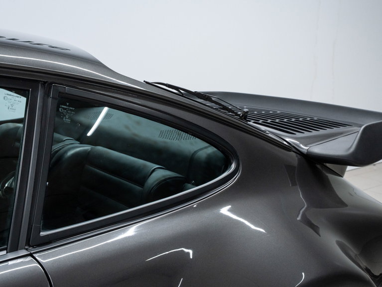 Porsche 911 Turbo 3.3