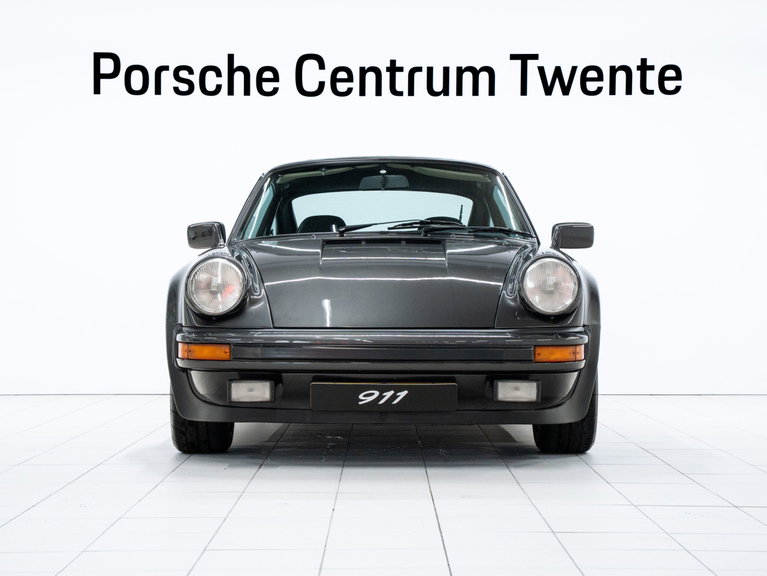 Porsche 911 Turbo 3.3