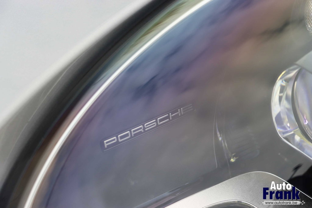 Porsche 992 Carrera T