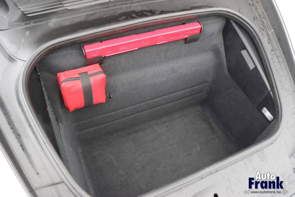 Porsche 992 Carrera T