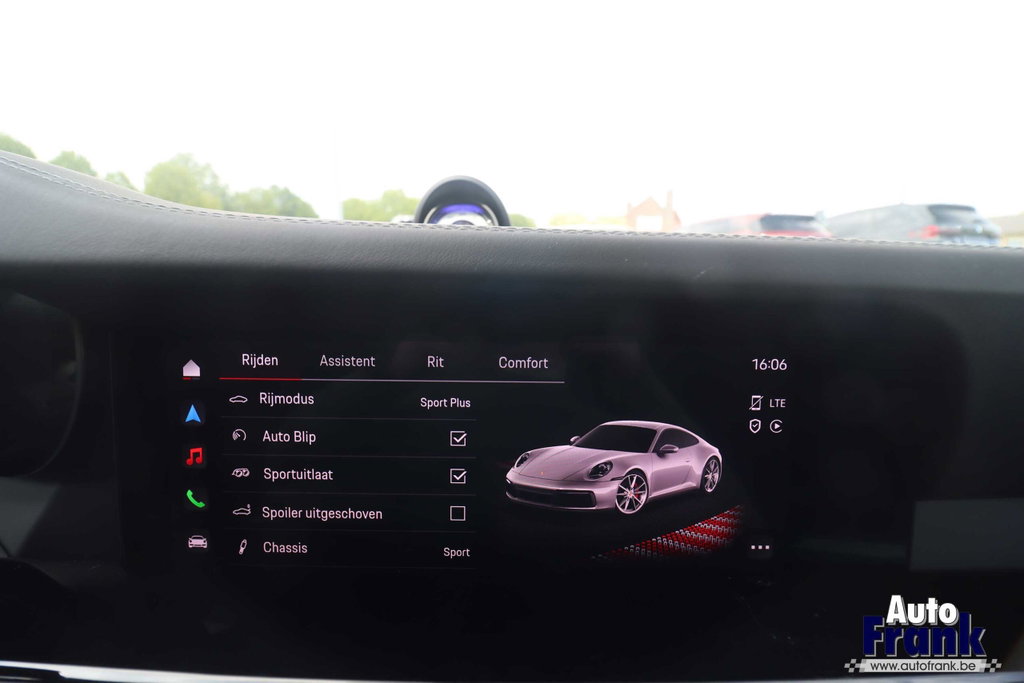 Porsche 992 Carrera T