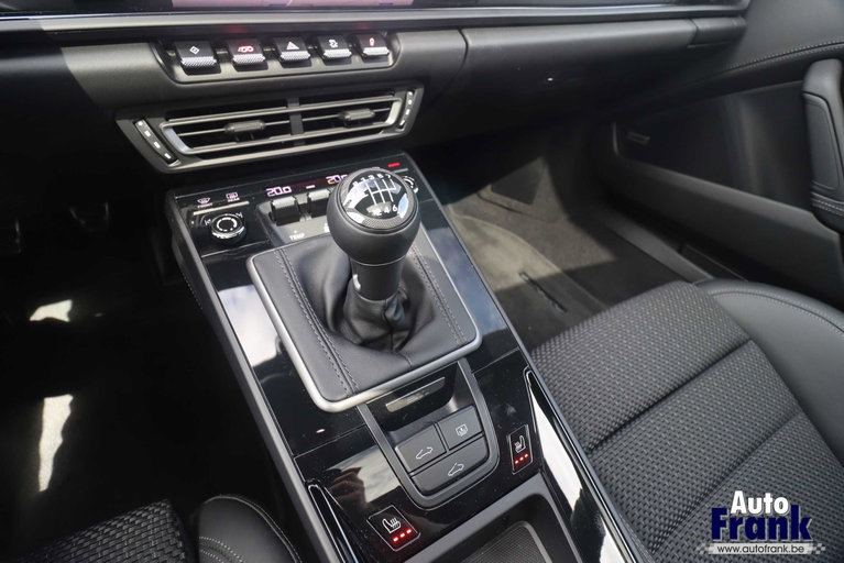 Porsche 992 Carrera T