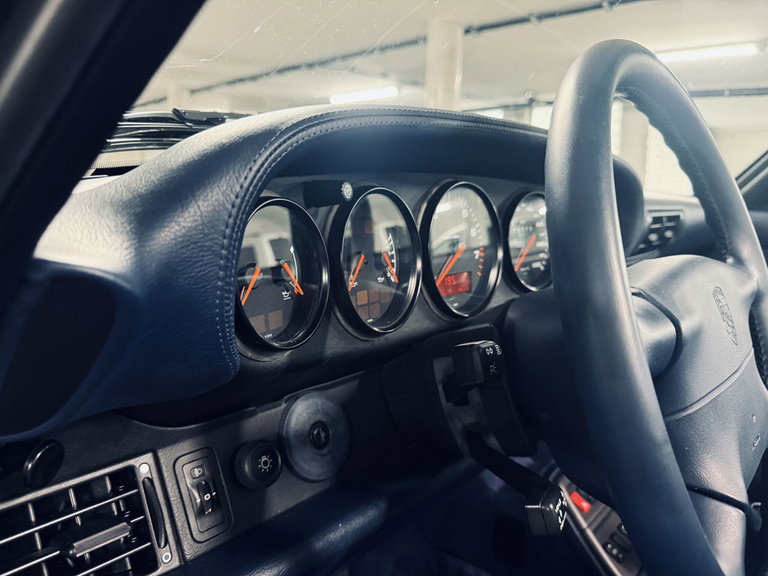 Porsche 993 Carrera