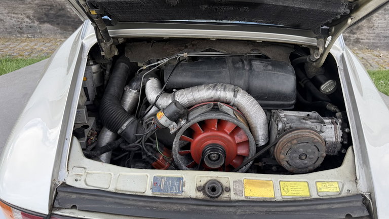 Porsche 911 SC