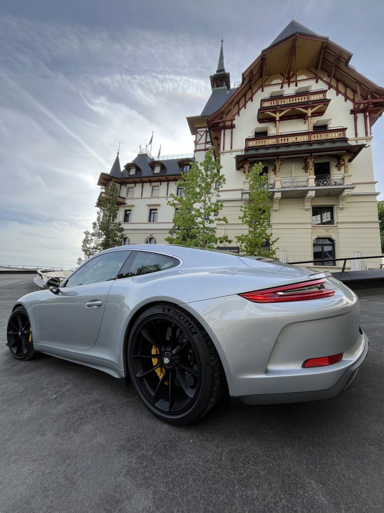 Porsche 991.2 GT3 Touring