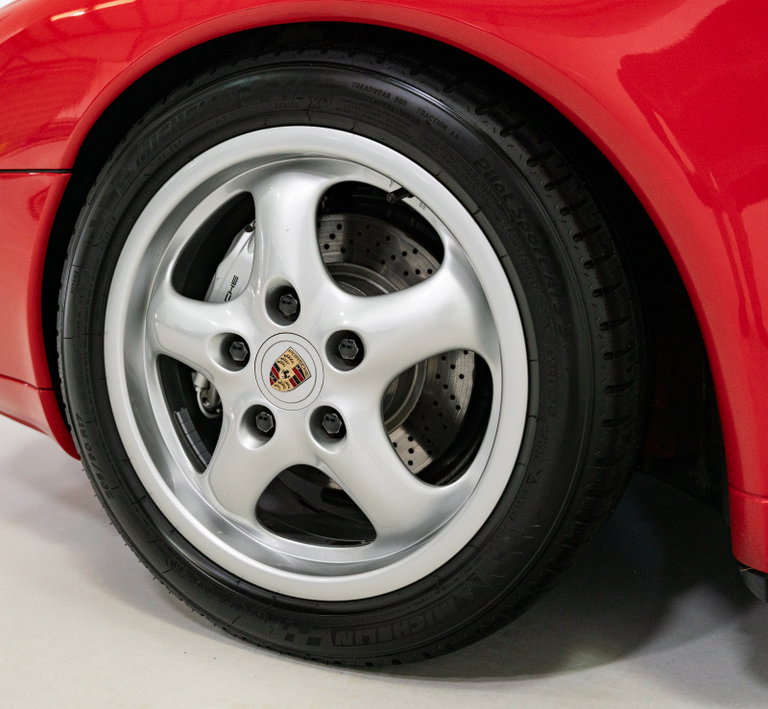Porsche 993 Carrera 4
