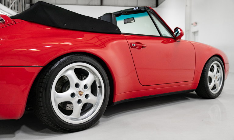 Porsche 993 Carrera 4
