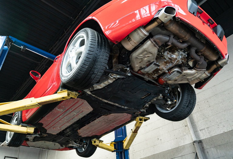 Porsche 993 Carrera 4