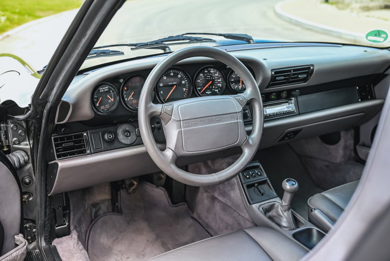 Porsche 964 Carrera 2