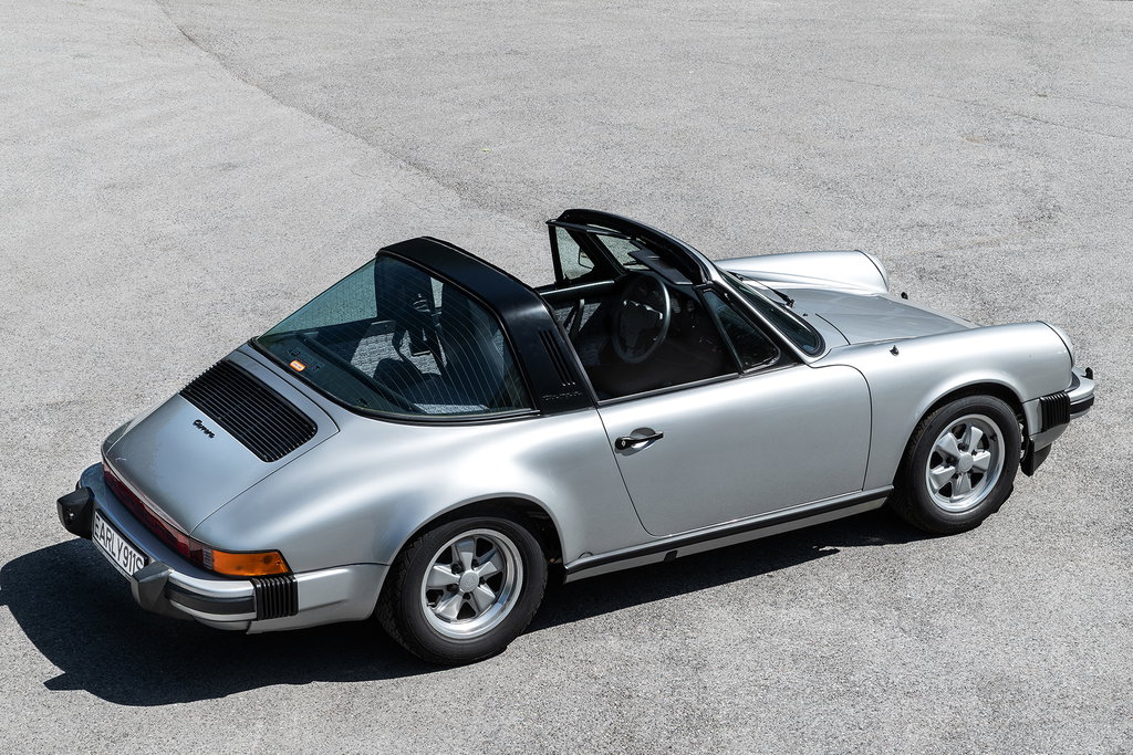 Porsche 911 “25 Jahre Jubiläumsmodell”