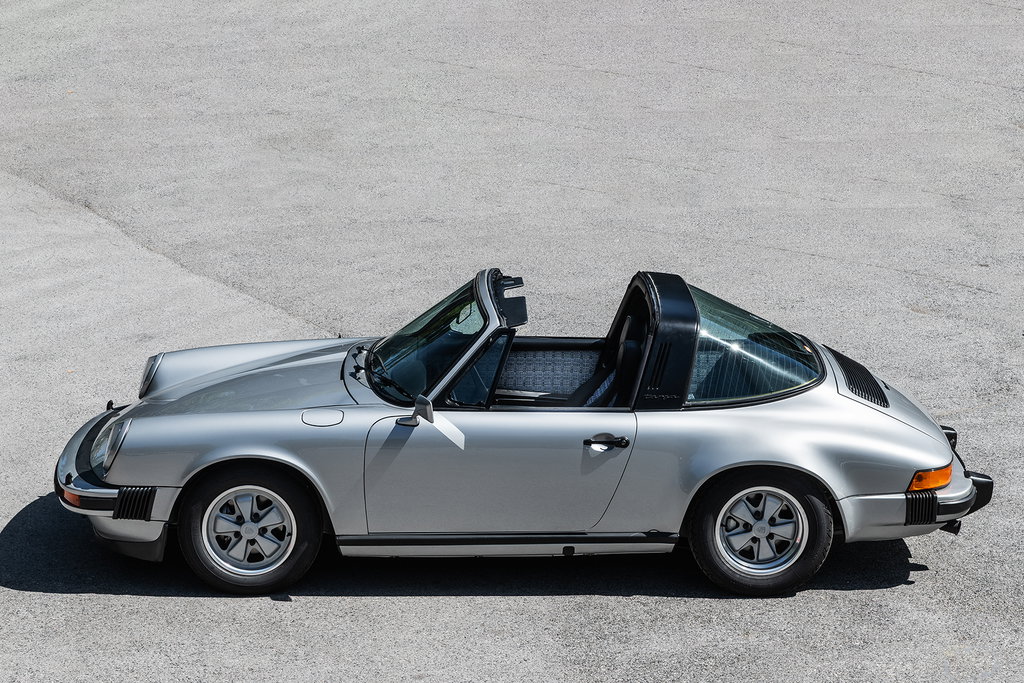 Porsche 911 “25 Jahre Jubiläumsmodell”