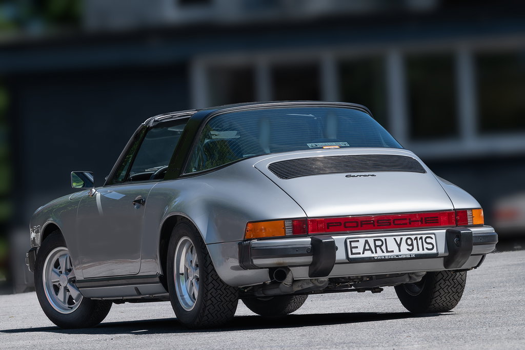 Porsche 911 “25 Jahre Jubiläumsmodell”