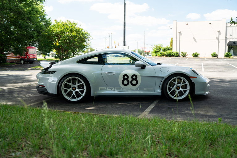 Porsche 911 S/T