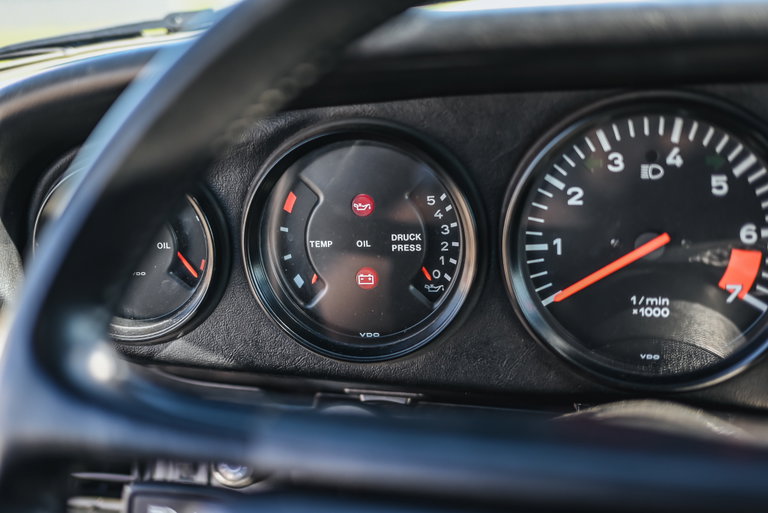 Porsche 911 Carrera 3.2
