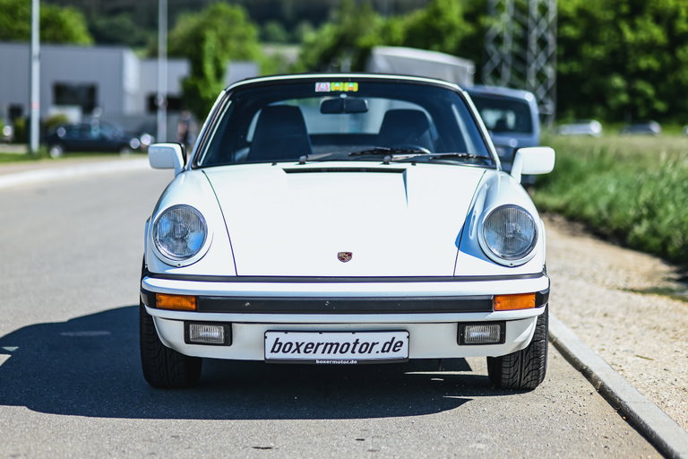 Porsche 911 Carrera 3.2