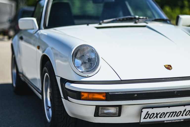 Porsche 911 Carrera 3.2