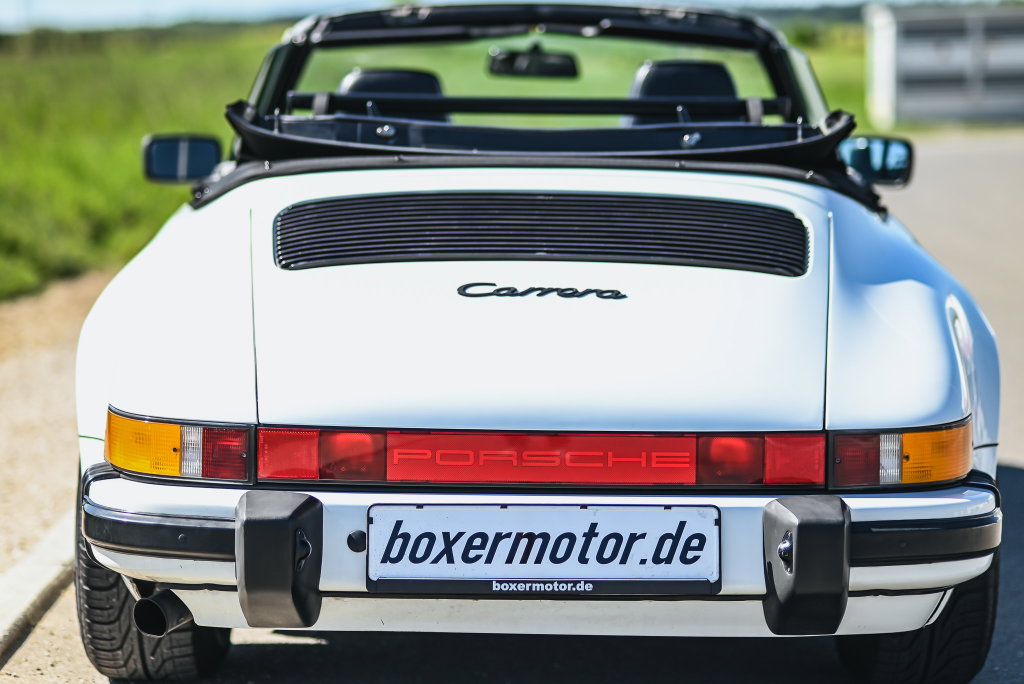 Porsche 911 Carrera 3.2