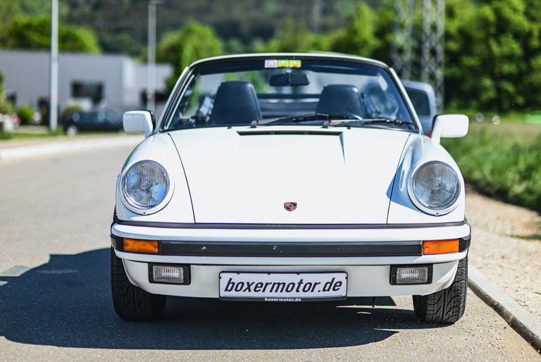 Porsche 911 Carrera 3.2