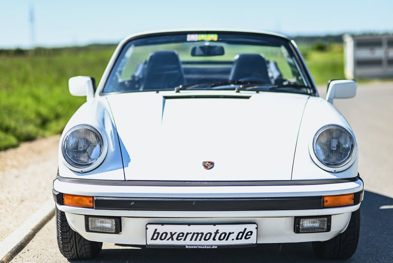 Porsche 911 Carrera 3.2